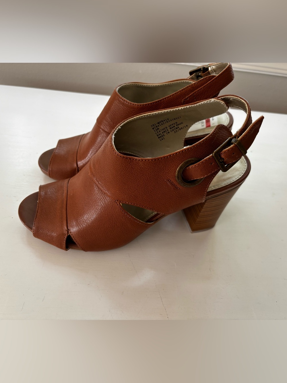 White Mountain Tan Brown Leather Peep-Toe Block Heel Slingbacks